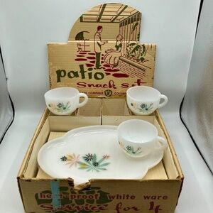 Vintage Federal Glass Company Patio Snack Set